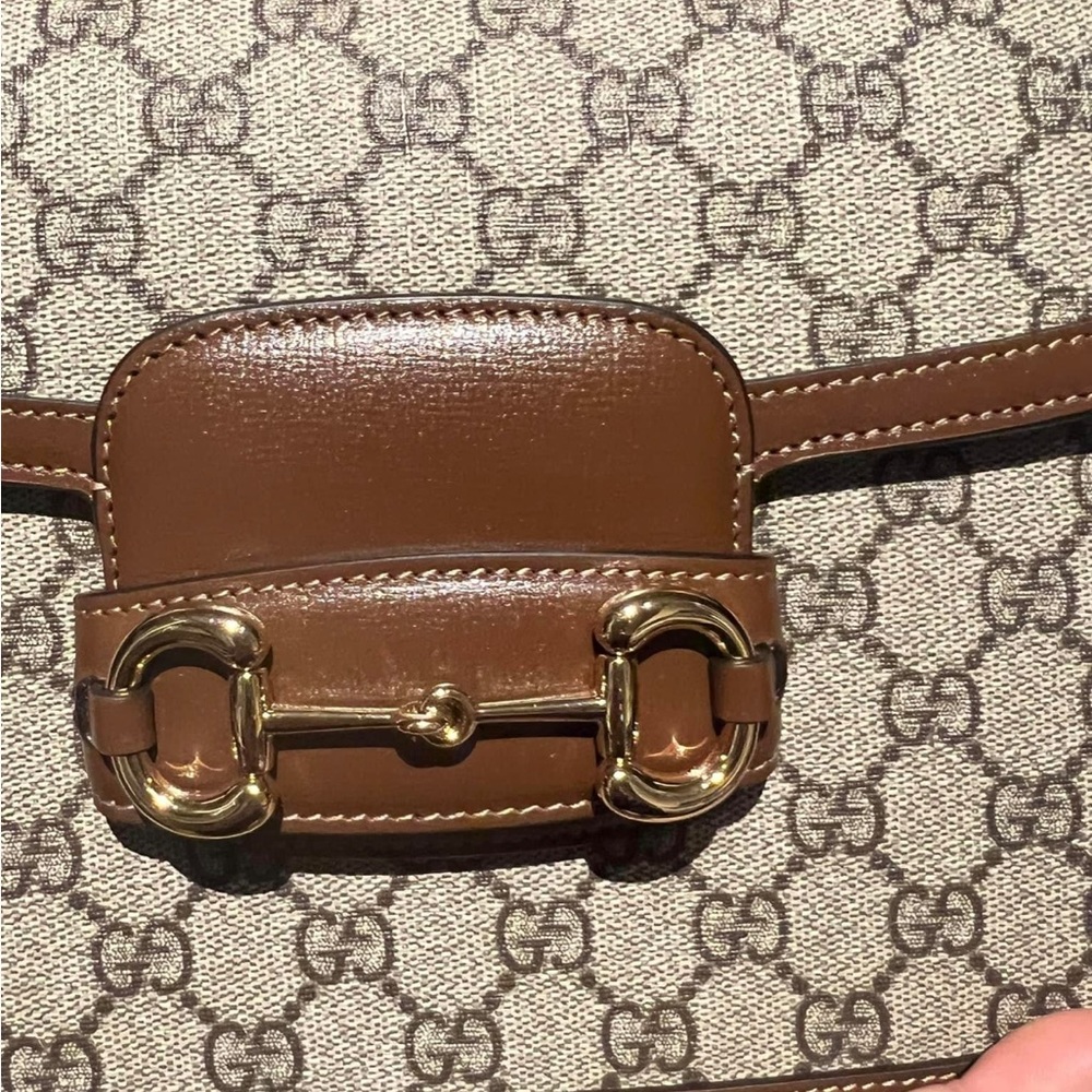 GUCCI
GG Supreme Monogram Horsebit 1955 Shoulder Bag Beige Brown Sugar - Picture 3 of 7